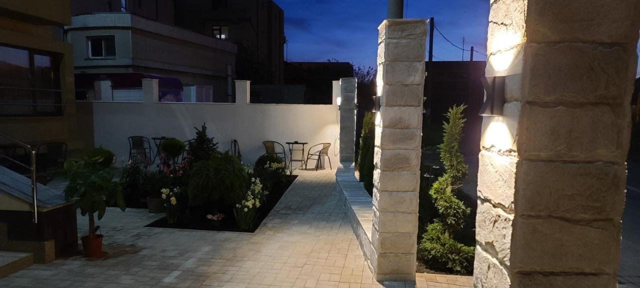 Апартаменты Casa Andi Нэводари Экстерьер фото